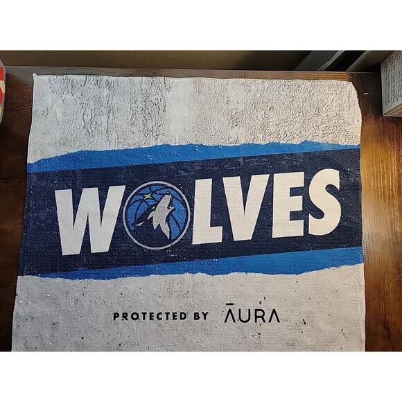 Minnesota Timberwolves White Rally Howl Towel Aura - SGA - Picture 1 of 5